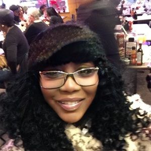 Meet your Posher, Marvella